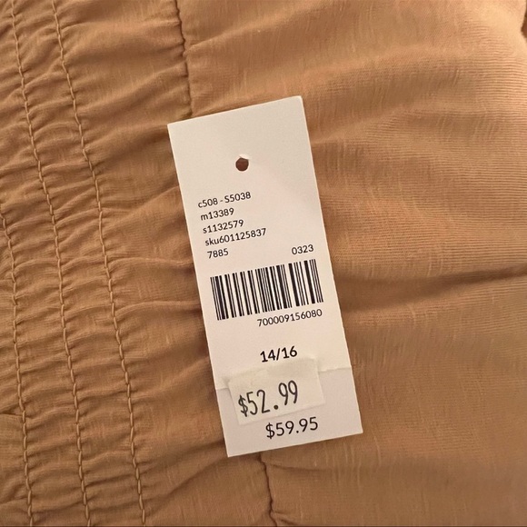 NWOT Lane Bryant Top - Picture 3 of 3